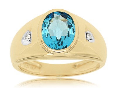 3.25cts Blue Topaz and 0.04cts...